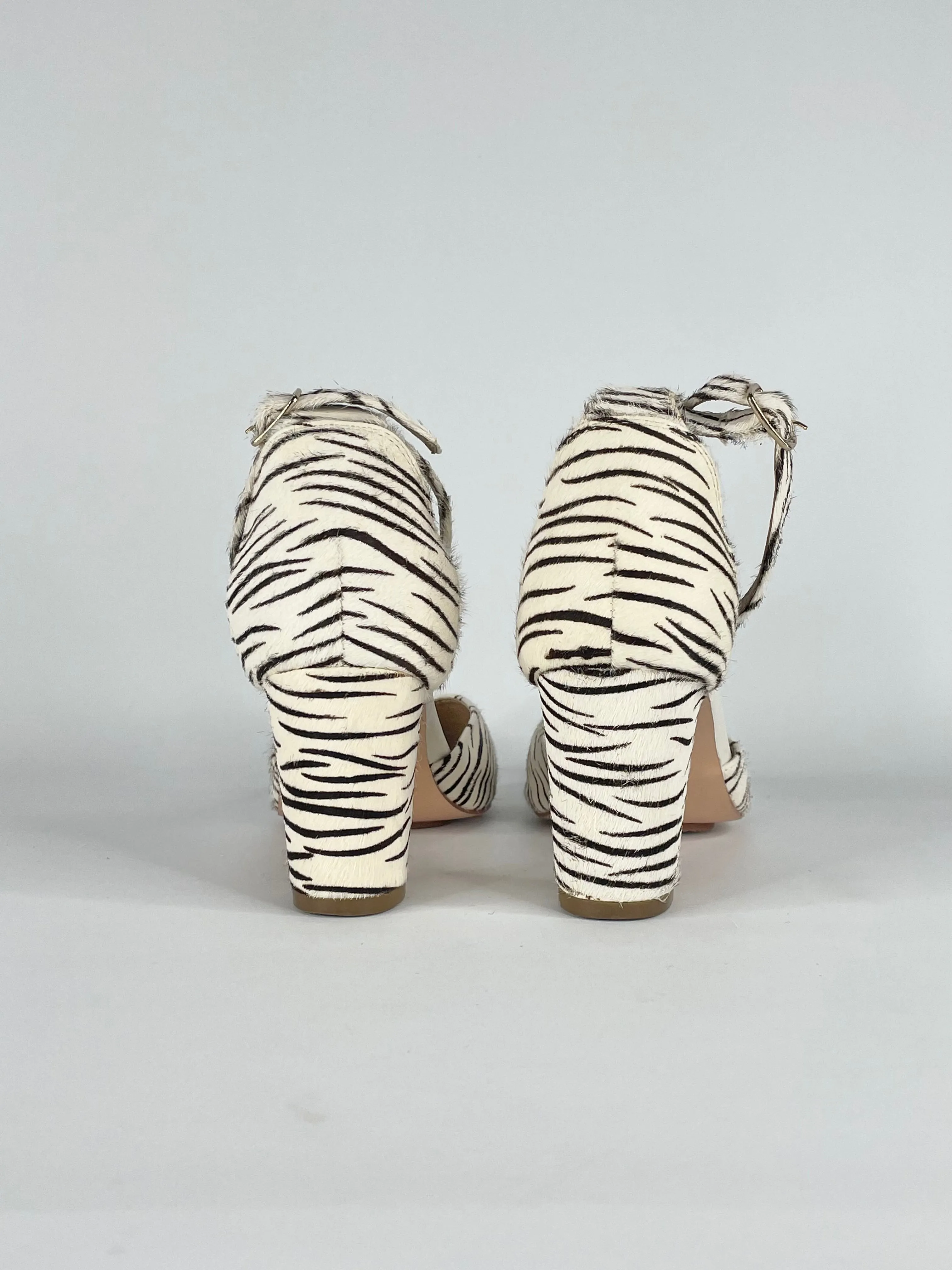 Bared Leather Zebra-Print Fur Pumps - EU37