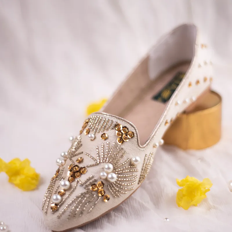 Fawn Fancy Velvet Pumps