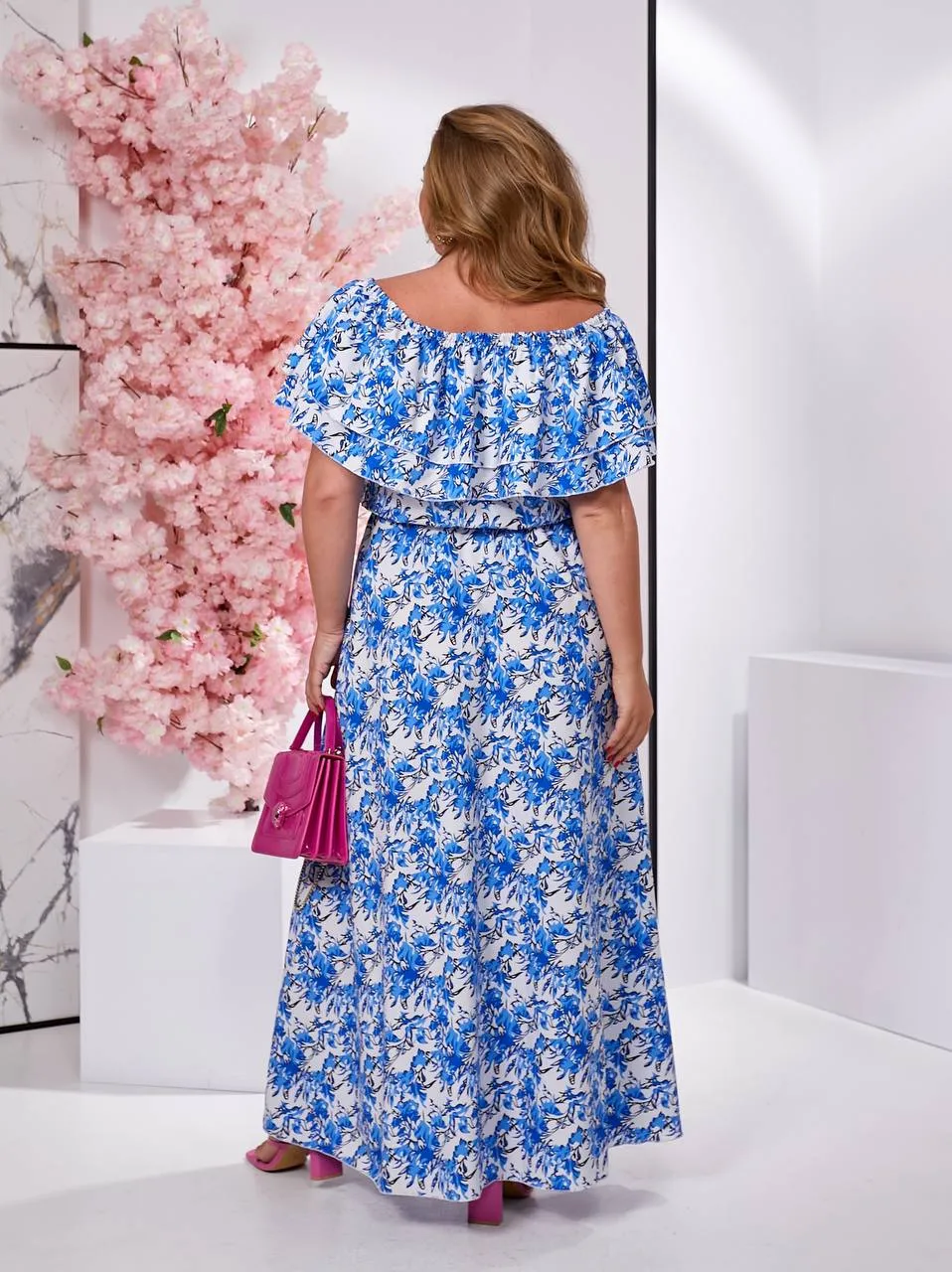Long dress made of soft fabric