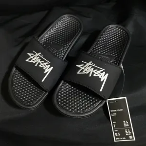 Nike x Stussy 2.0 Embroidered Benassi Slides (Black/Noir)(DC5239-001)