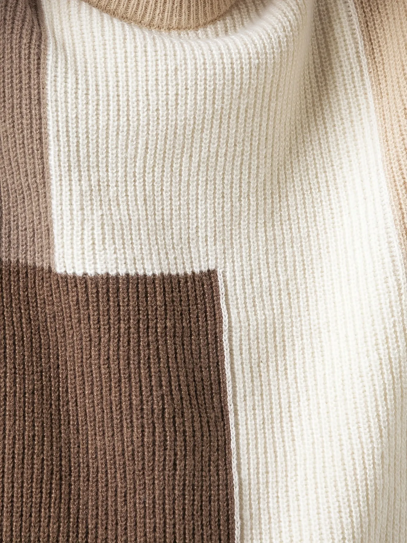 PIETROS | Casual Knitted Checked Sweater in Soft Fabric