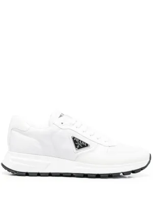 side logo-plaque low-top sneakers