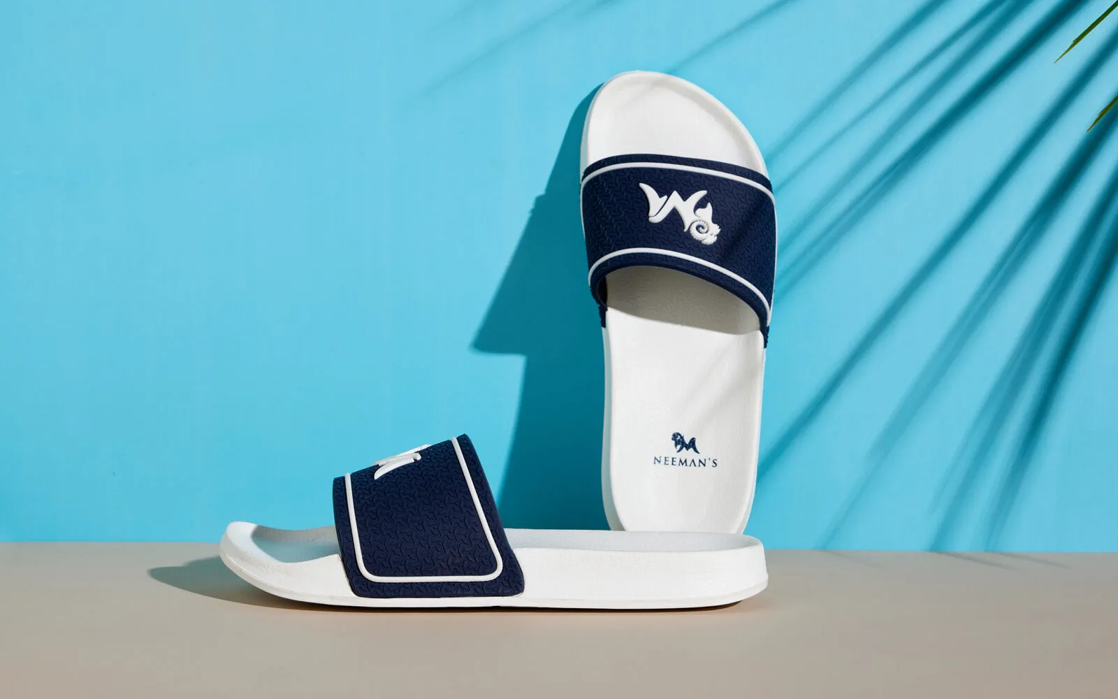 Signature Slides : Classic White-Denim