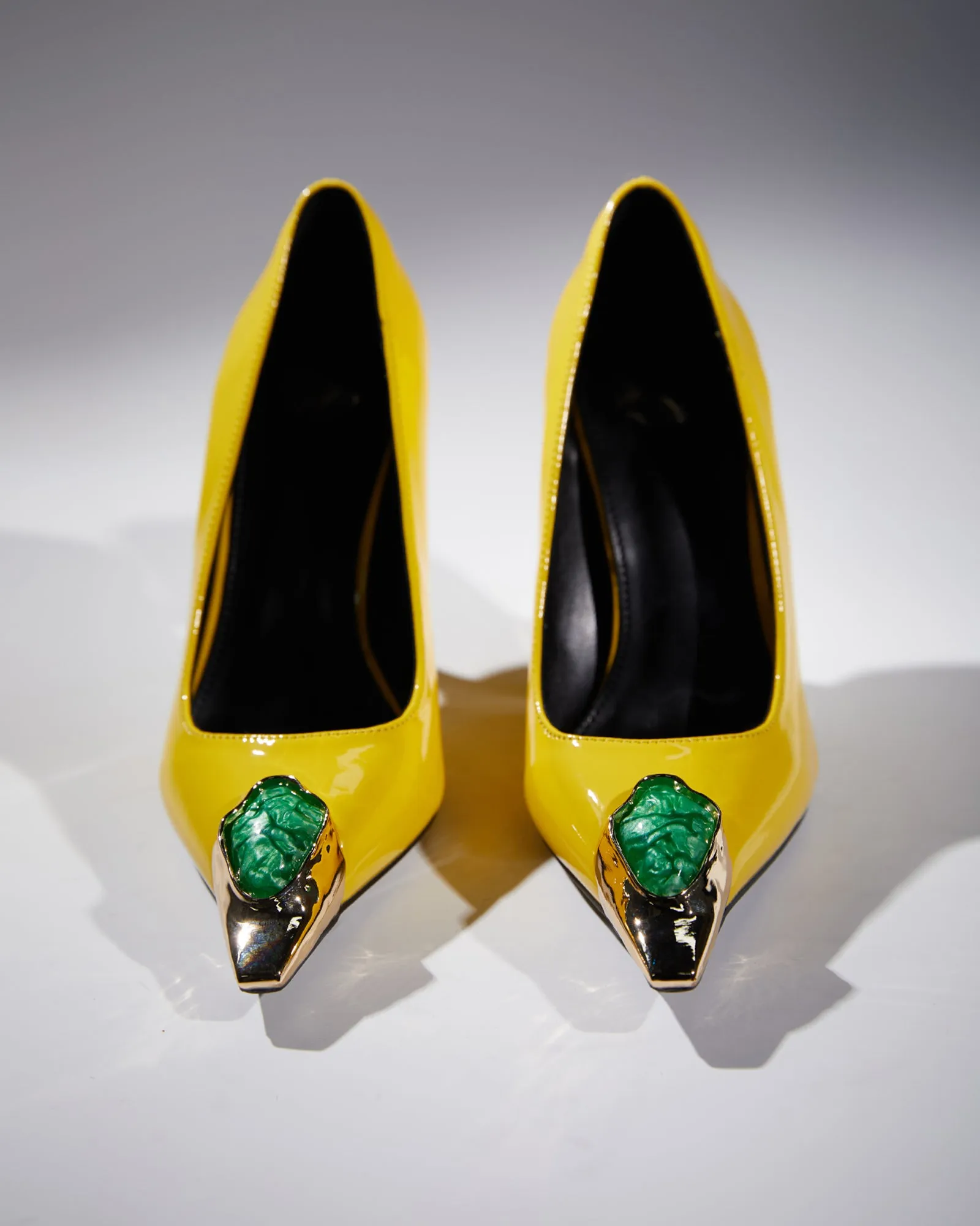 Xue Rhinestone Toe Pumps In Yellow