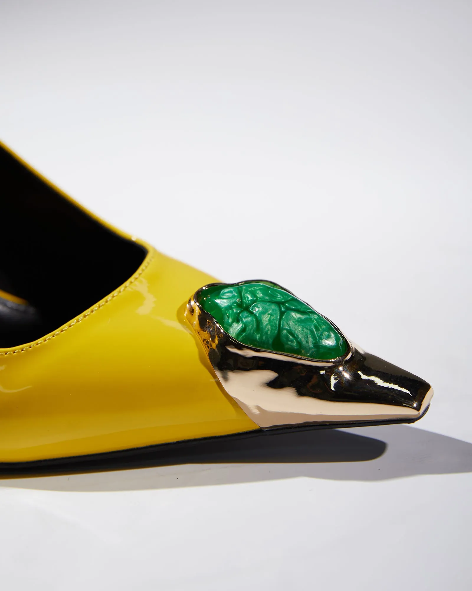 Xue Rhinestone Toe Pumps In Yellow